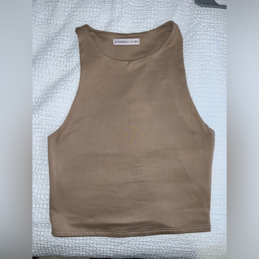 Brown tank